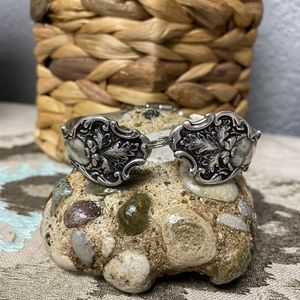 Vintage spoon bracelet w/mag closure